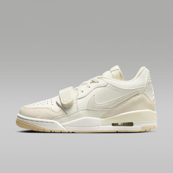 Jordan White Low Top Shoes. Nike.com